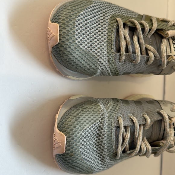 Adidas Response   running shoes size 6.5 - Picture 10 of 10